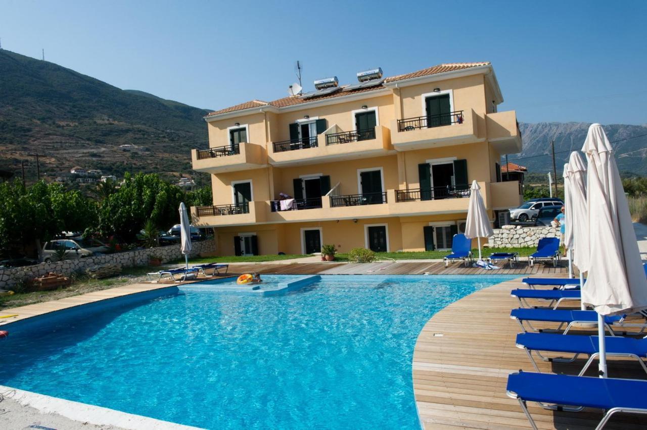 Calypso Luxury Studios Vassiliki Esterno foto
