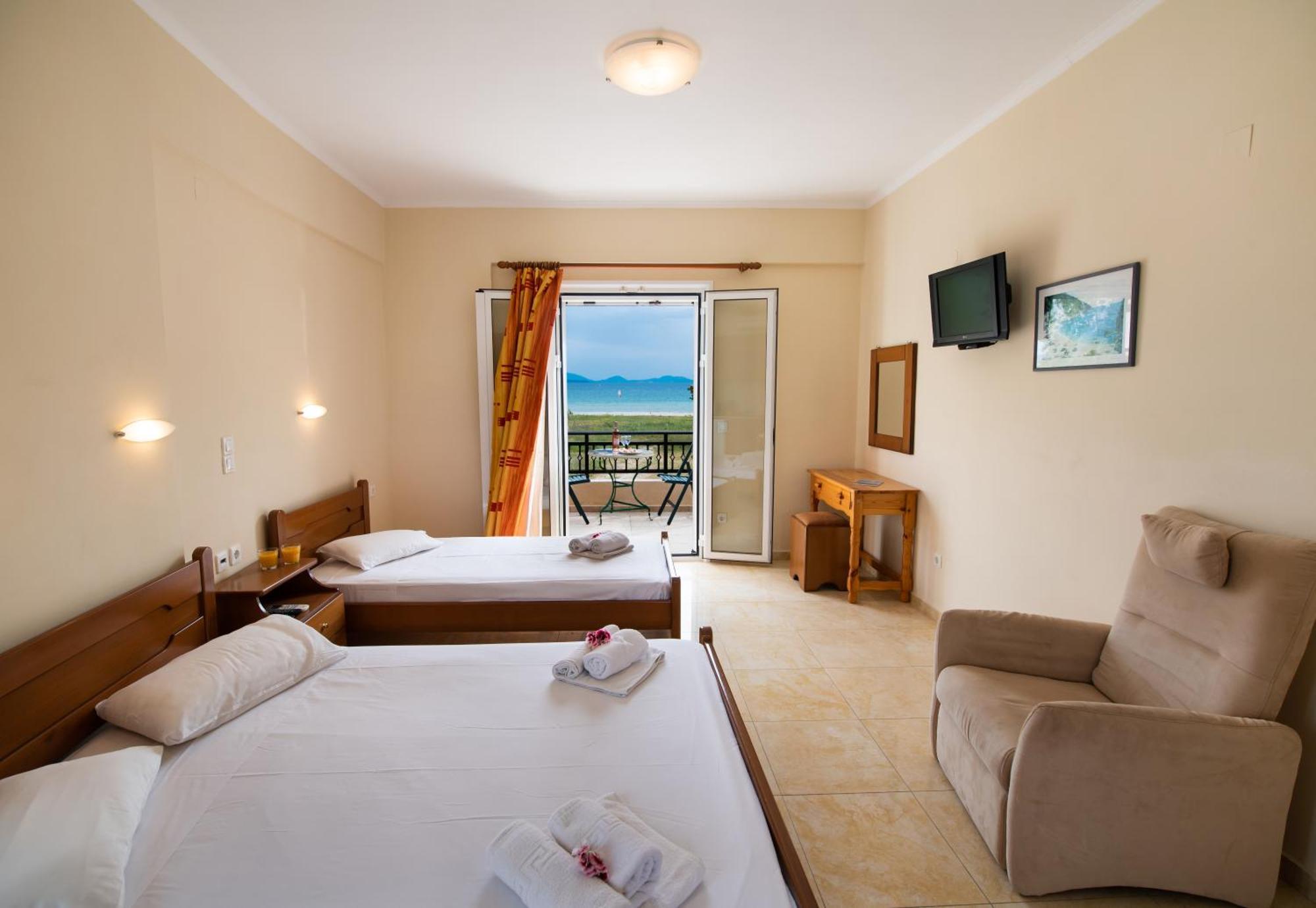 Calypso Luxury Studios Vassiliki Esterno foto